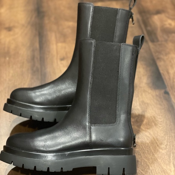 ALDO Maple Lug sole boots NWOT
